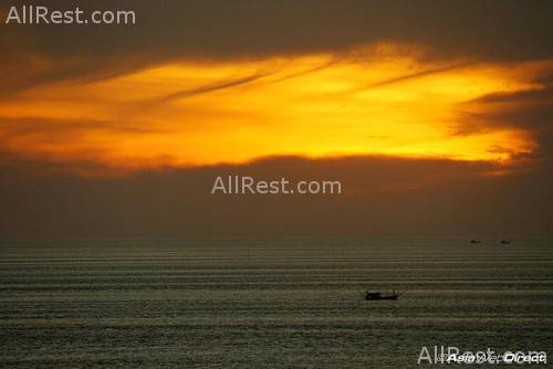 Secret Cliff Resort 100